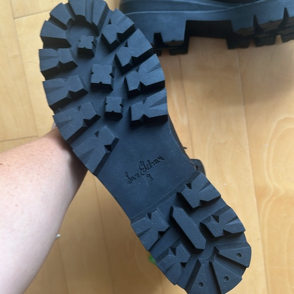 New with tags- Sam Edelman lug boots size 9 - Picture 4 of 4